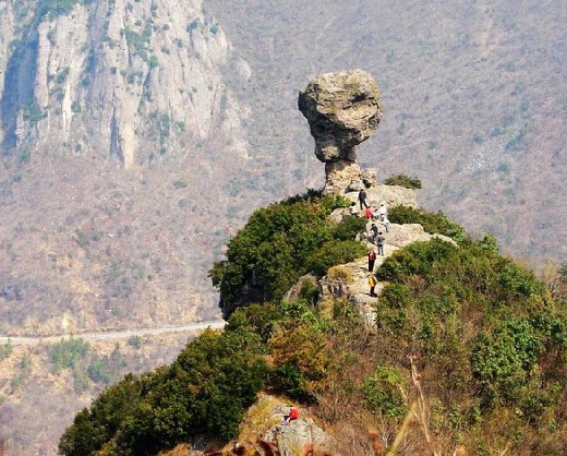 沙湾美女峰(图1)