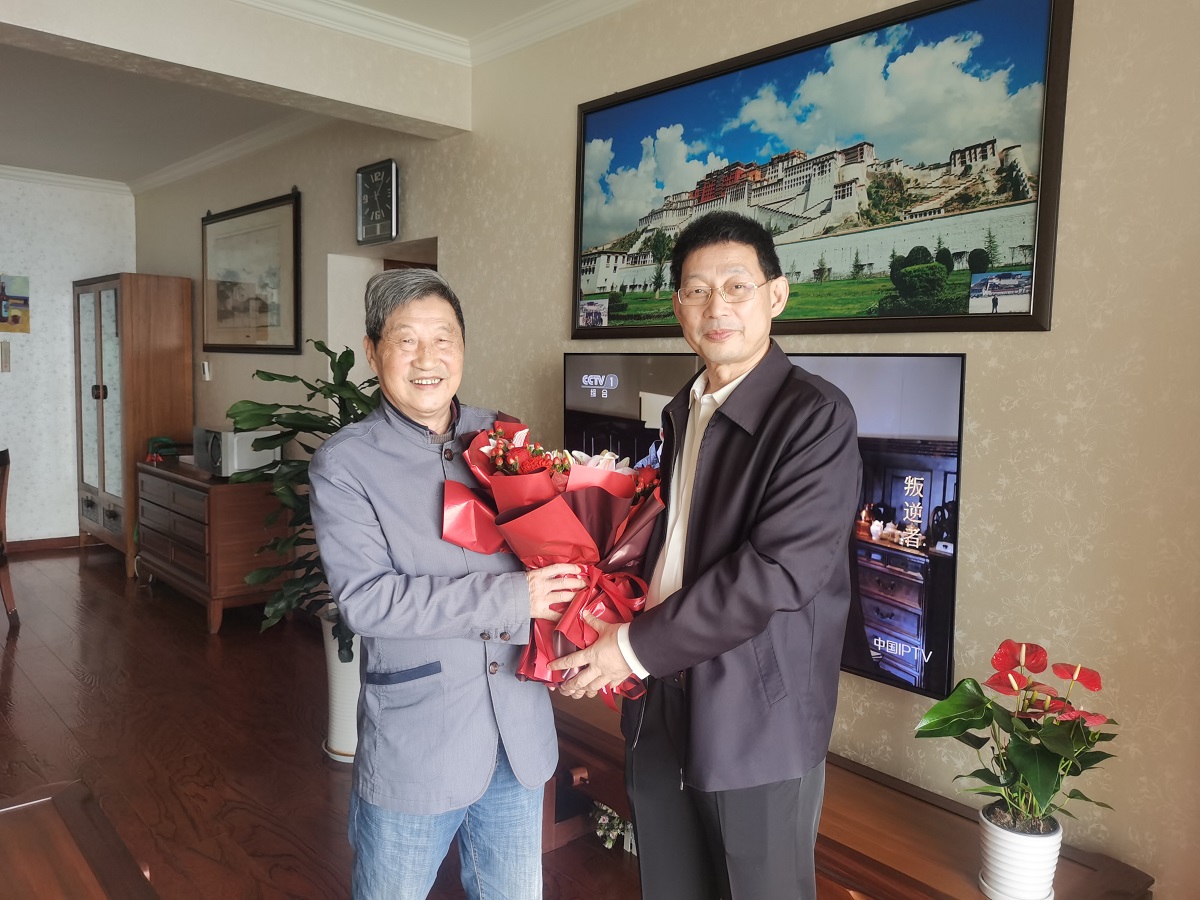 九三学社乐山市委会举办形式多样的敬老主题活动(图2)