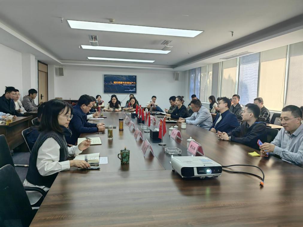 “九乐合作”借智引脑 “九三讲堂”走进企业(图1)