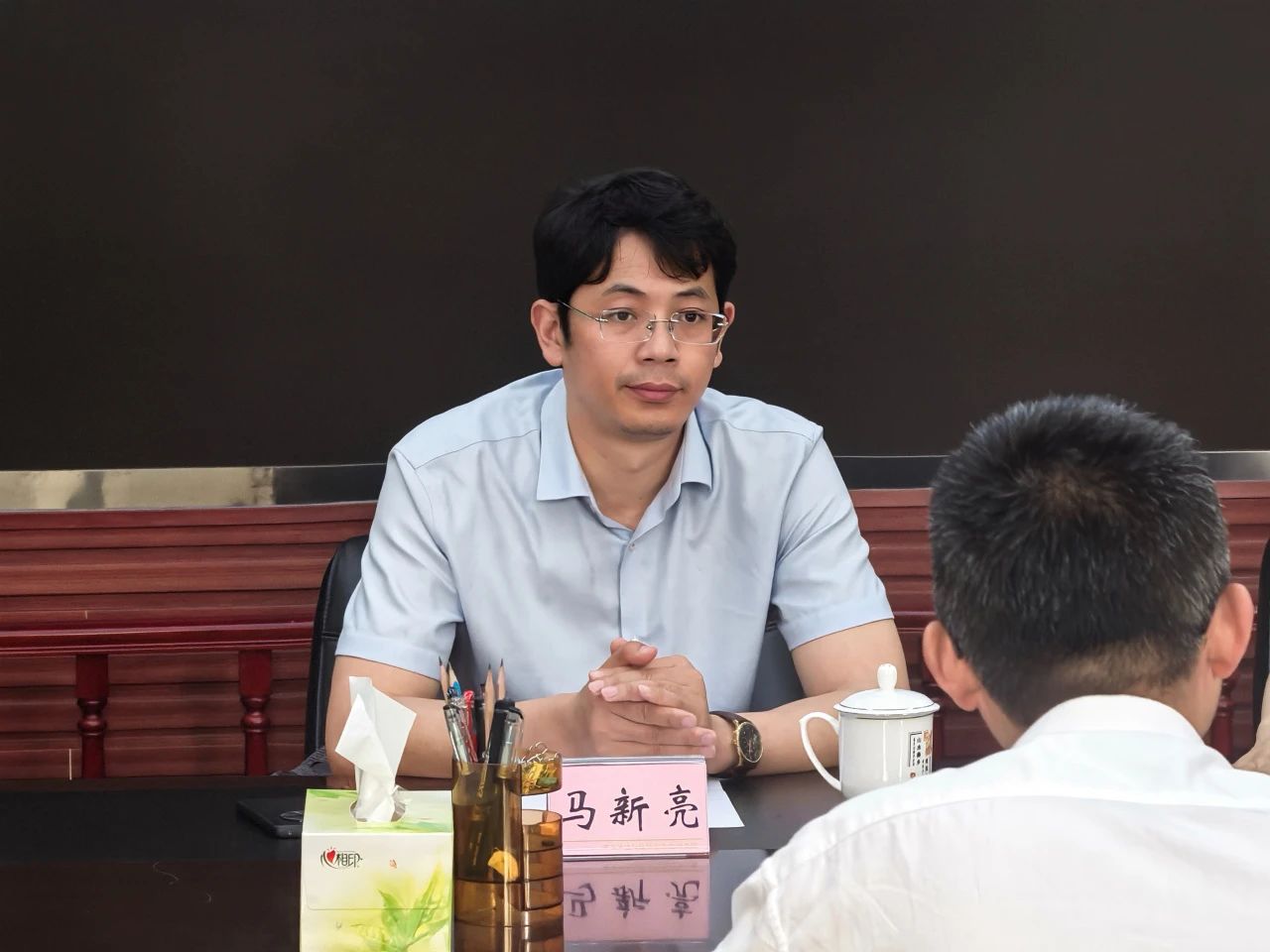 新质生产力赋能乡村振兴：北京莲心慈善基金会与马边县举行座谈(图3)
